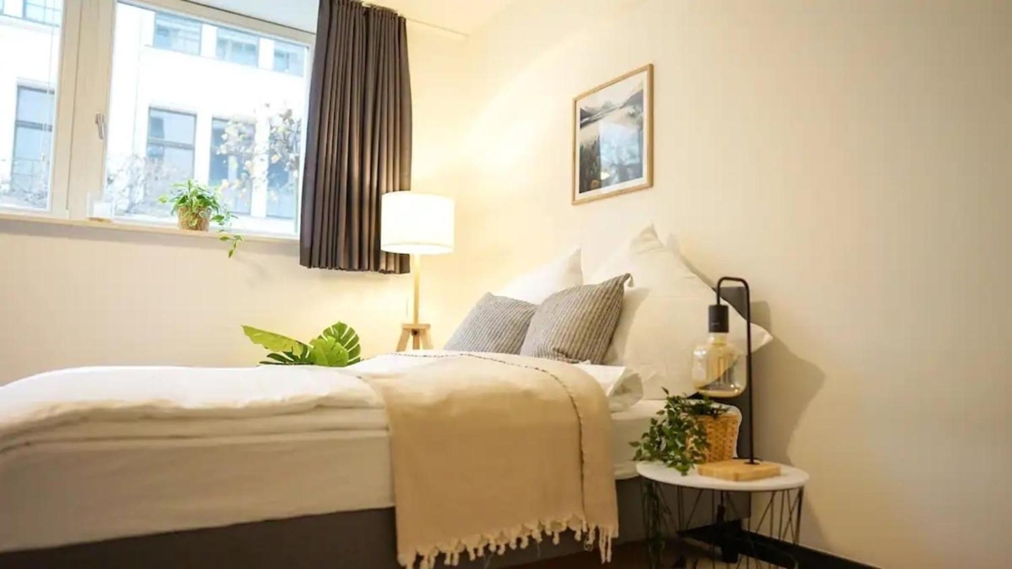 Uniklinik Zentral Kueche Fitnessraum Apartment *
